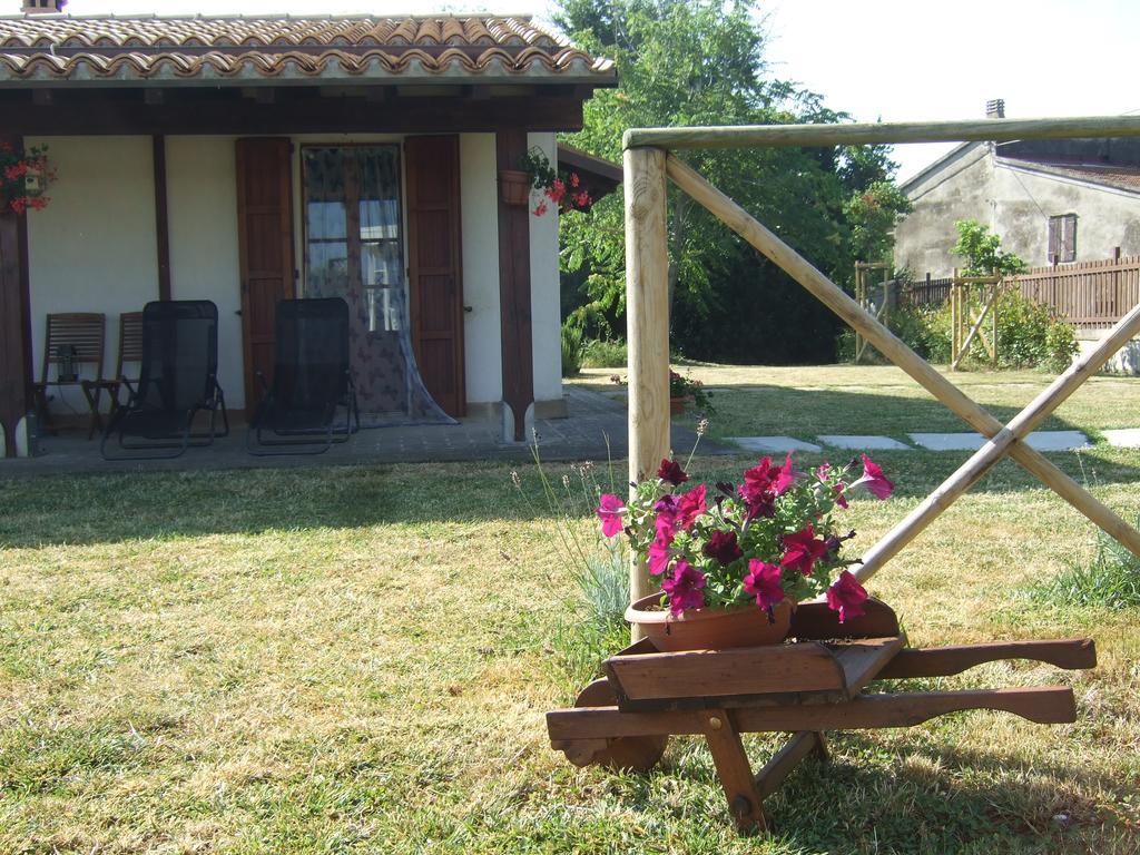 Agriturismo La Casa Della Lavanda - Il Rustico Марина-ди-Монтемарчано Экстерьер фото