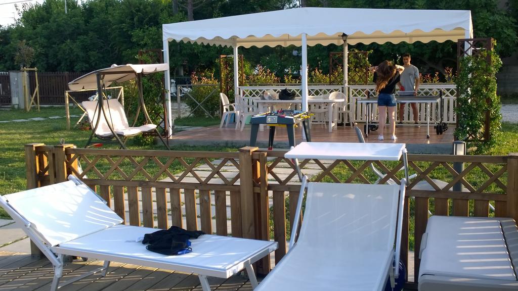 Agriturismo La Casa Della Lavanda - Il Rustico Марина-ди-Монтемарчано Экстерьер фото